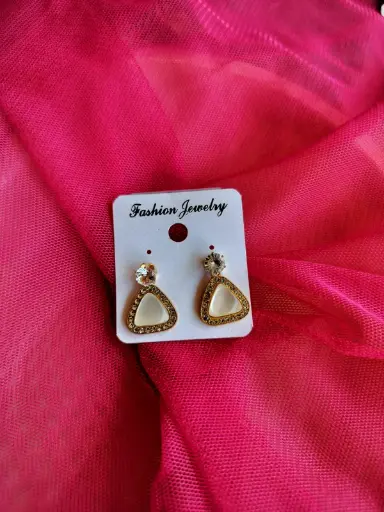 Chic Triangle Drop Earrings 