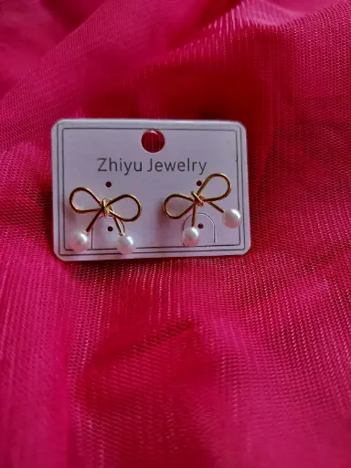 Elegant gold Bow Pearl Drop Earrings