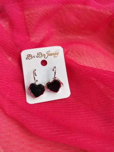 Black Heart Drop Earrings 