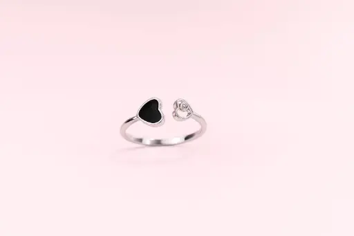 saizen valentines black heart austrian crystal lovers ring