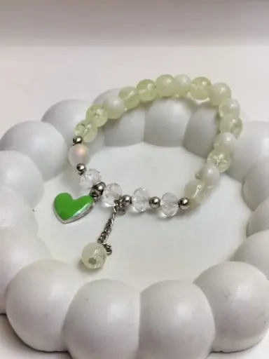 Heart charm yellow beads bracelete