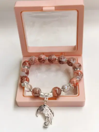 "Elegant Crackle Agate Beaded Bracelet with Silver Leaf Charm