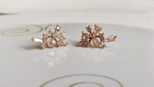 Stud earrings gold 