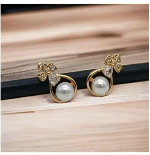 Elegant Pearl & Crystal Stud Earrings
